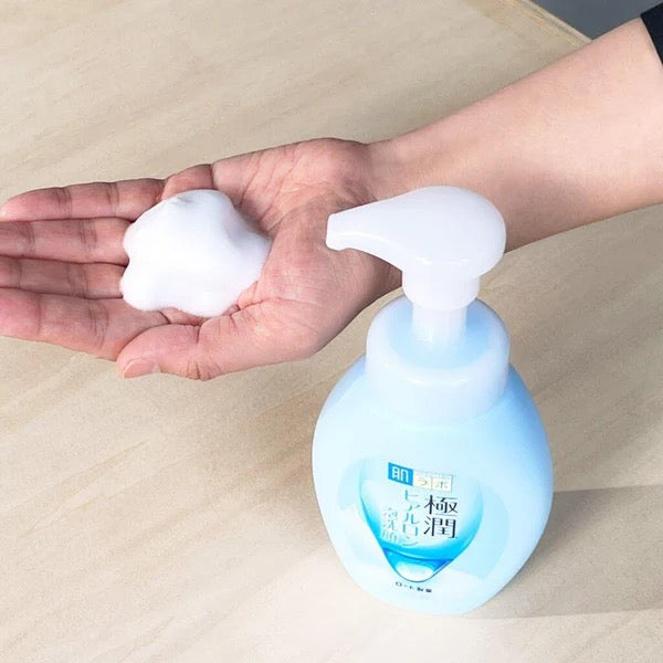 Hada Labo Gokujyun Hyaluronic Acid Foaming Wash – Gentle Hydration from the First Step